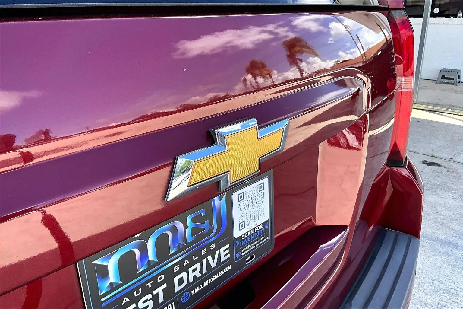 Chevrolet Suburban photo 17