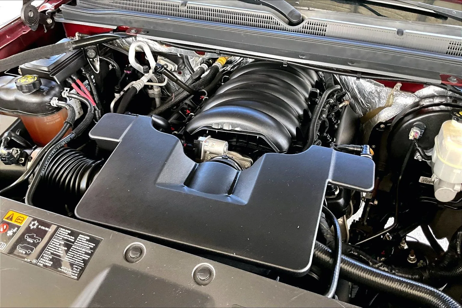 Chevrolet Suburban photo 25