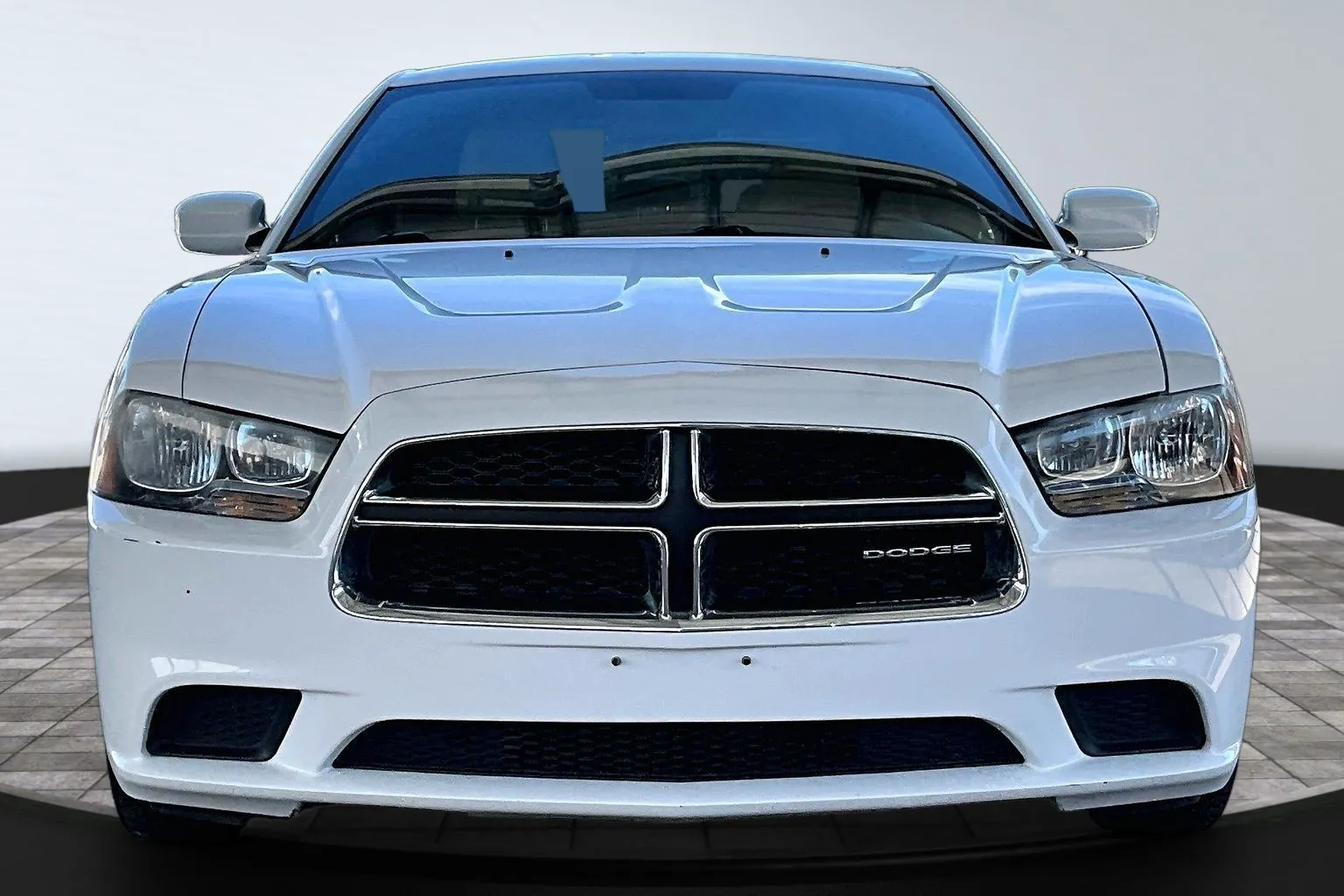 Dodge Charger photo 2