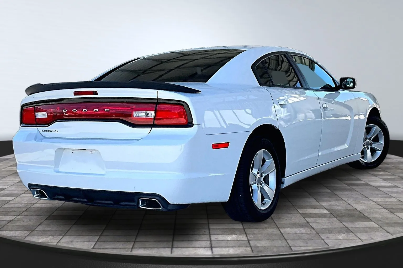 Dodge Charger photo 6