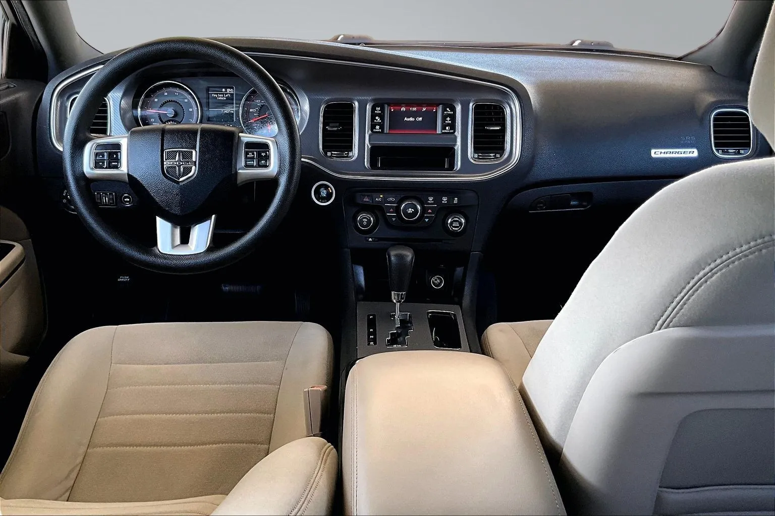 Dodge Charger photo 7