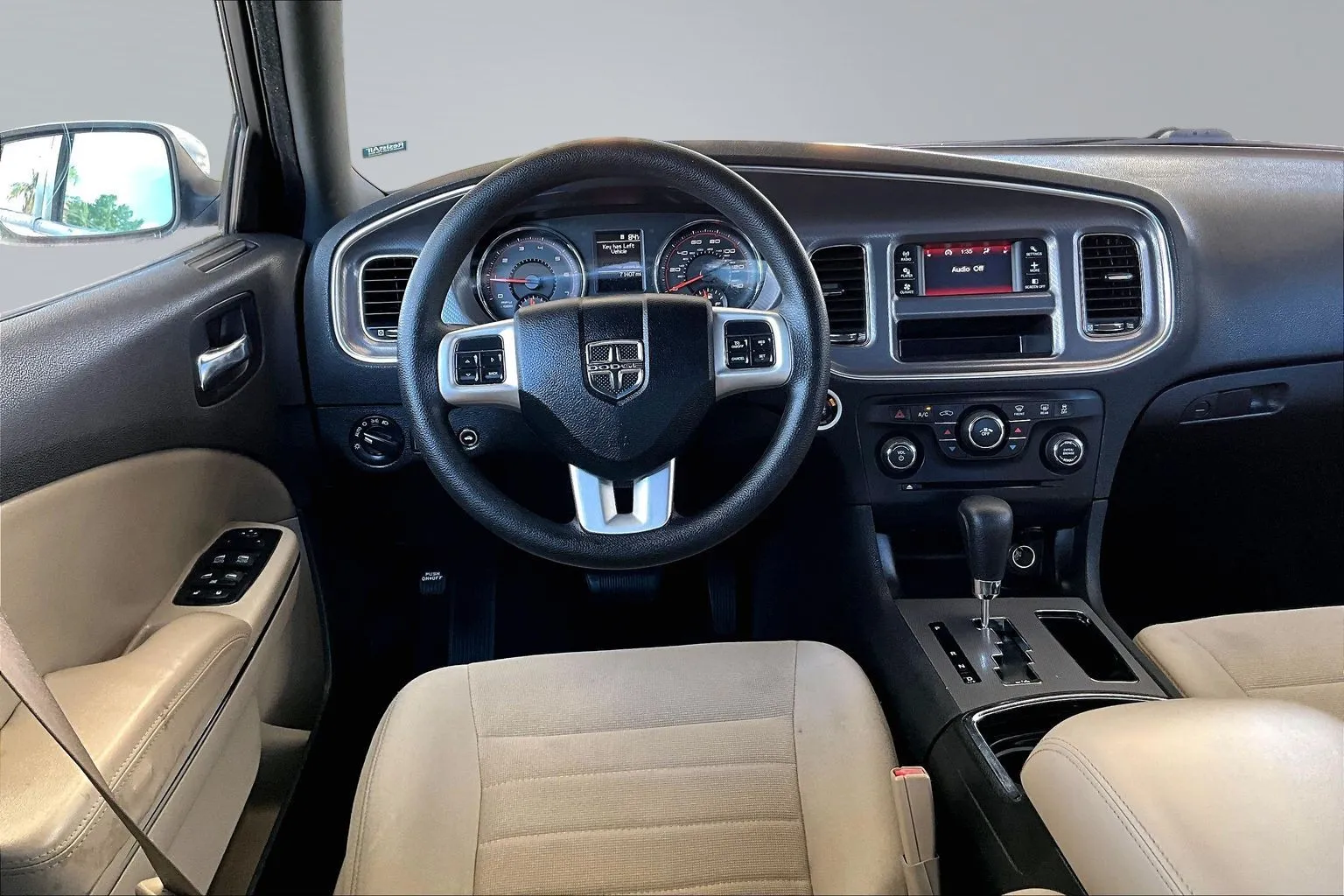 Dodge Charger photo 8