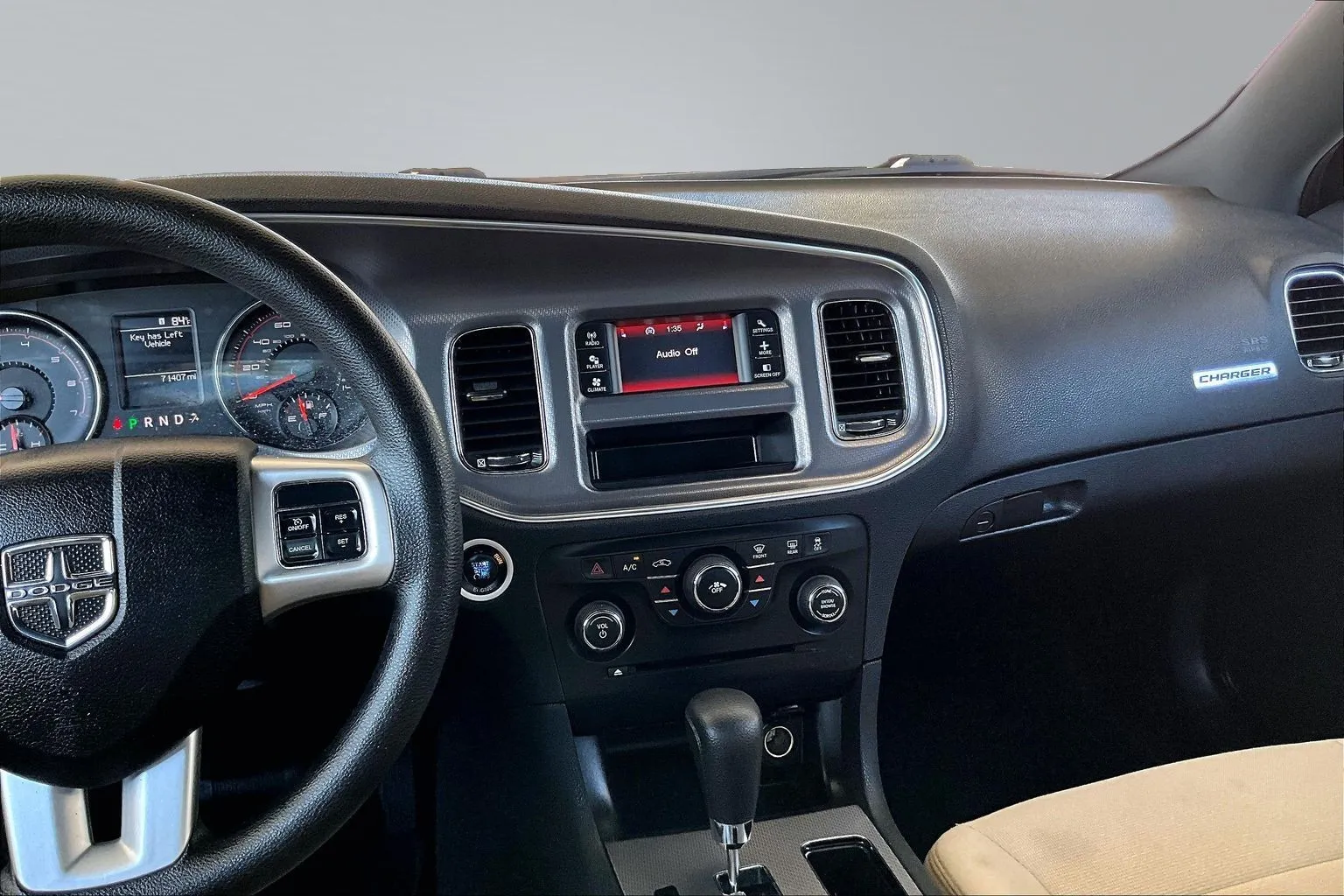 Dodge Charger photo 9