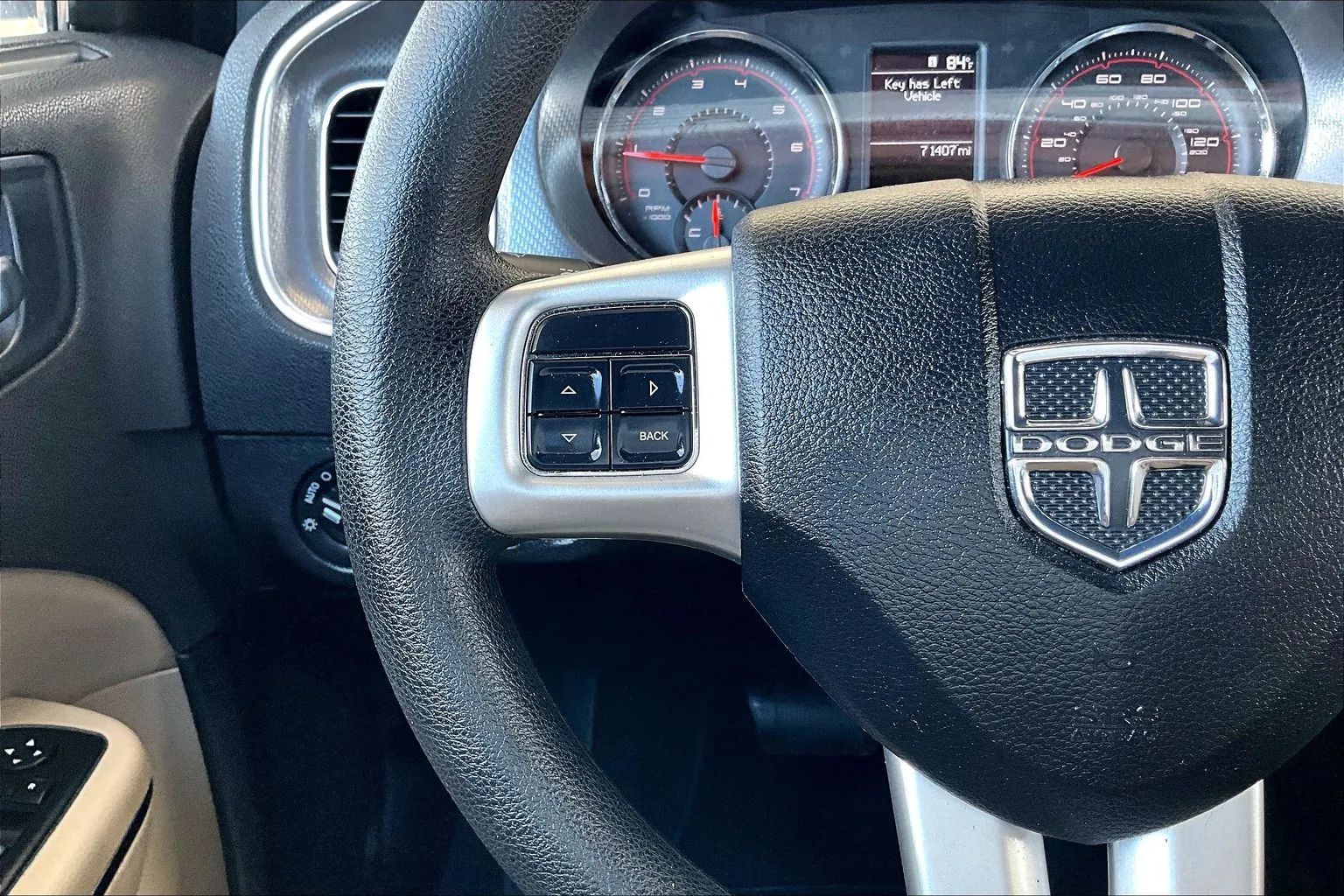 Dodge Charger photo 10