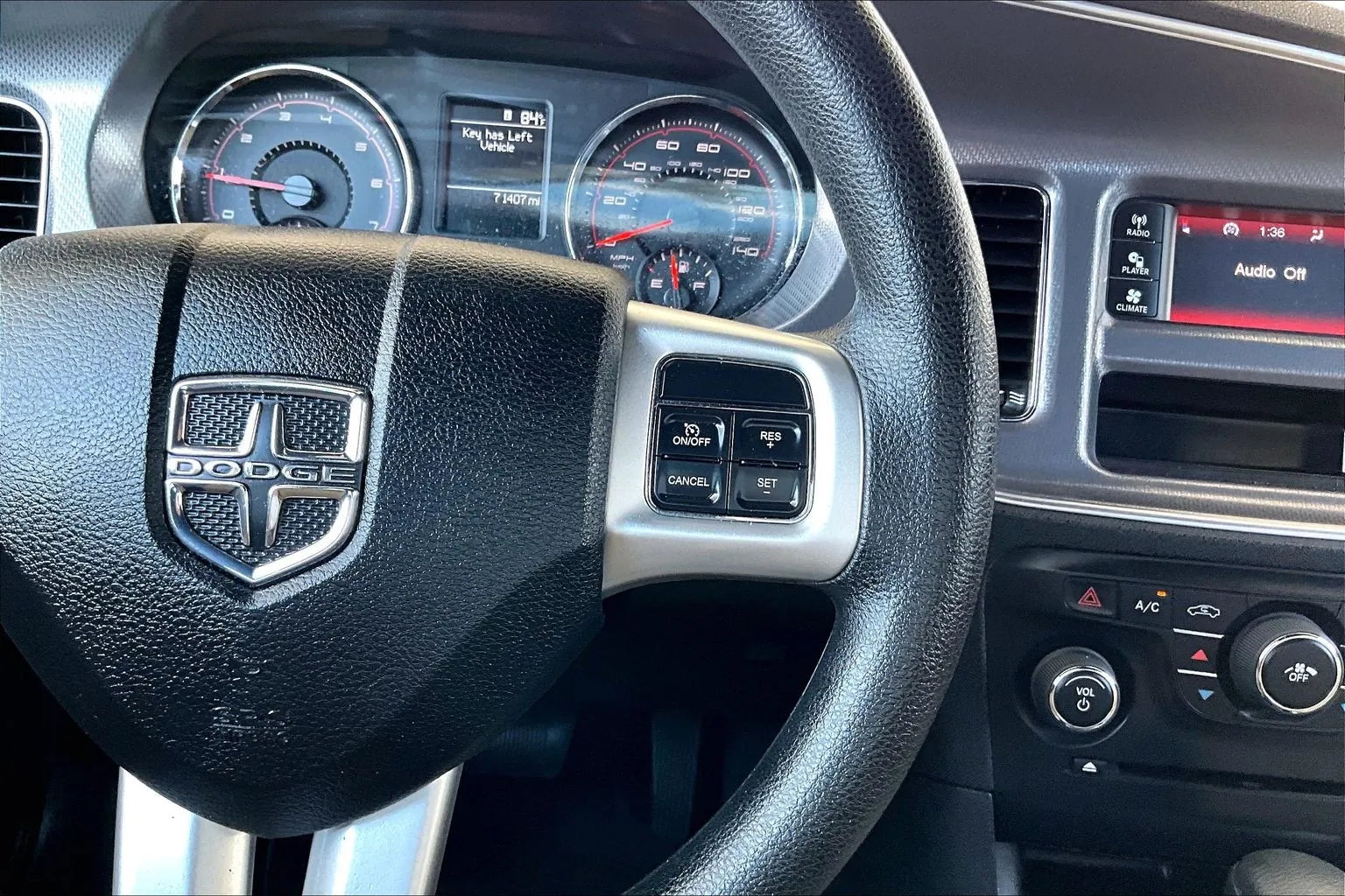 Dodge Charger photo 11