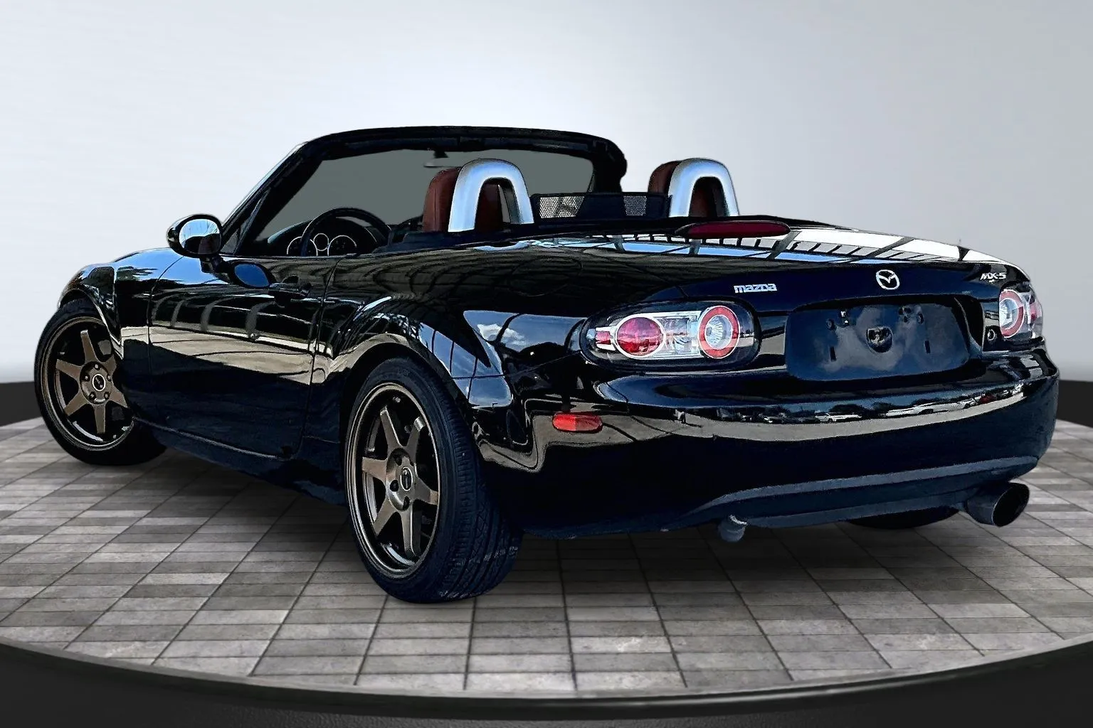 Mazda MX-5 photo 4