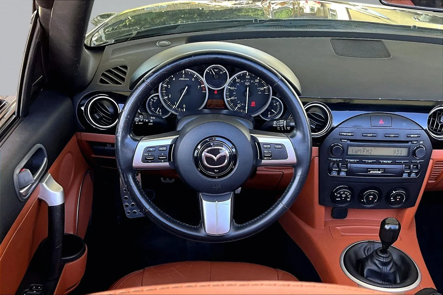 Mazda MX-5 photo 8