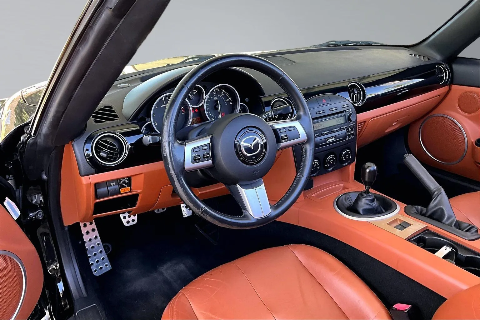Mazda MX-5 photo 13