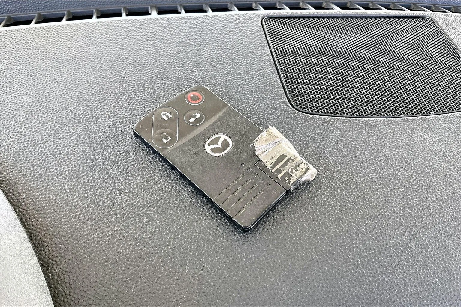Mazda MX-5 photo 28