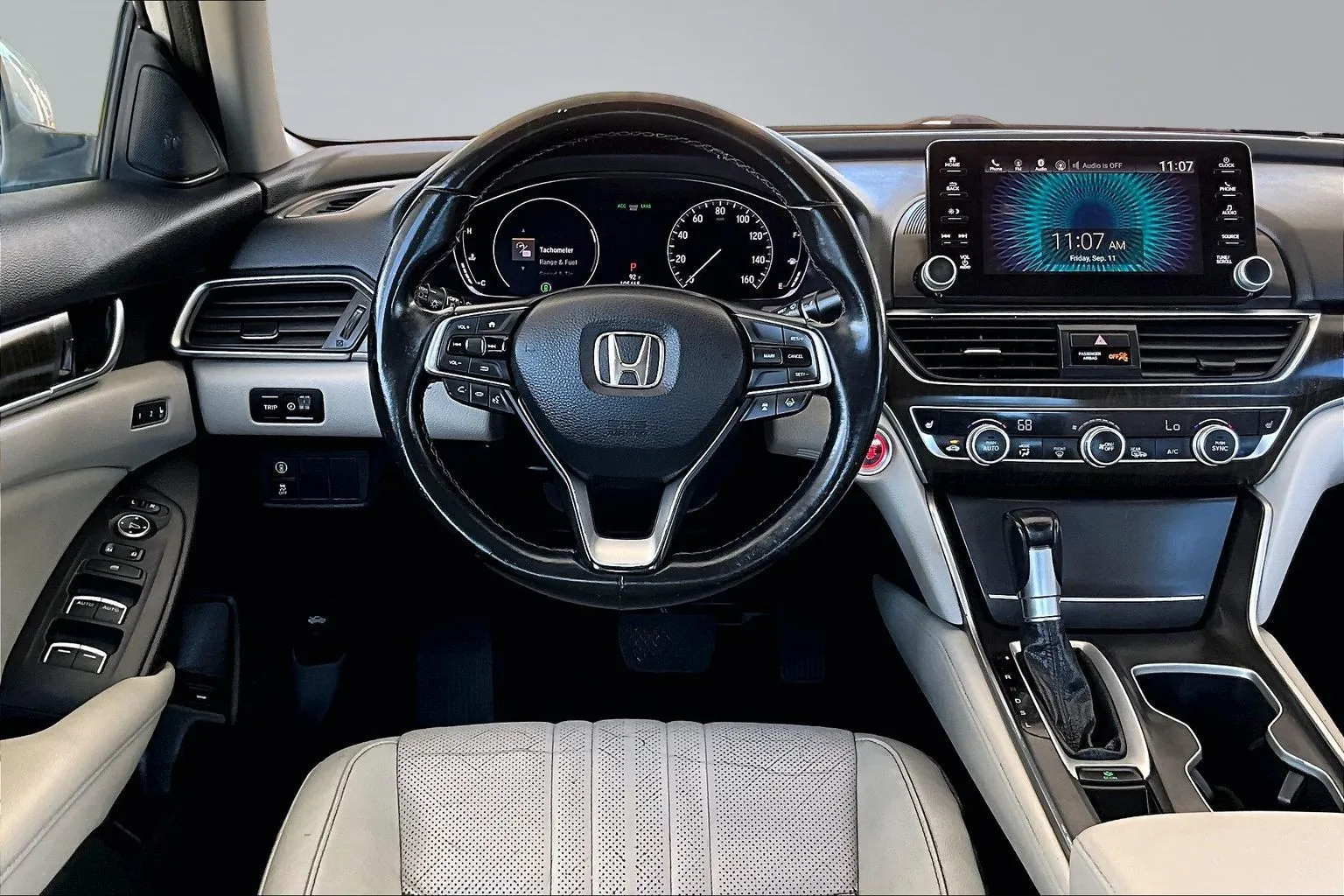 Honda Accord photo 8
