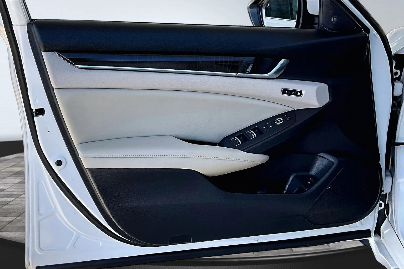 Honda Accord photo 17
