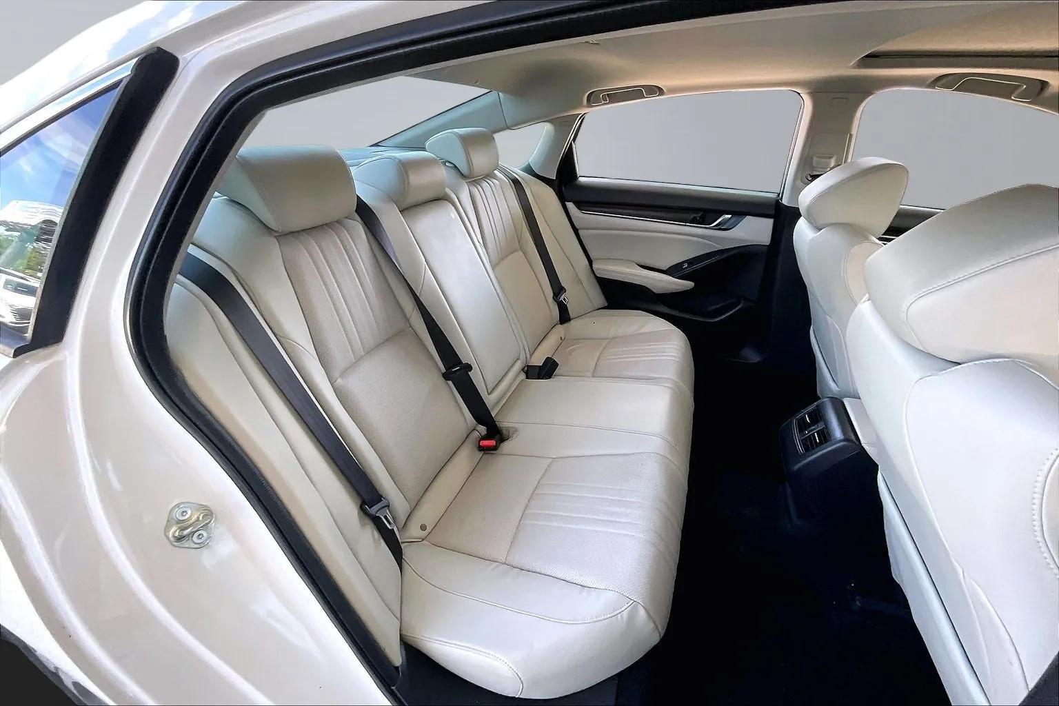 Honda Accord photo 22