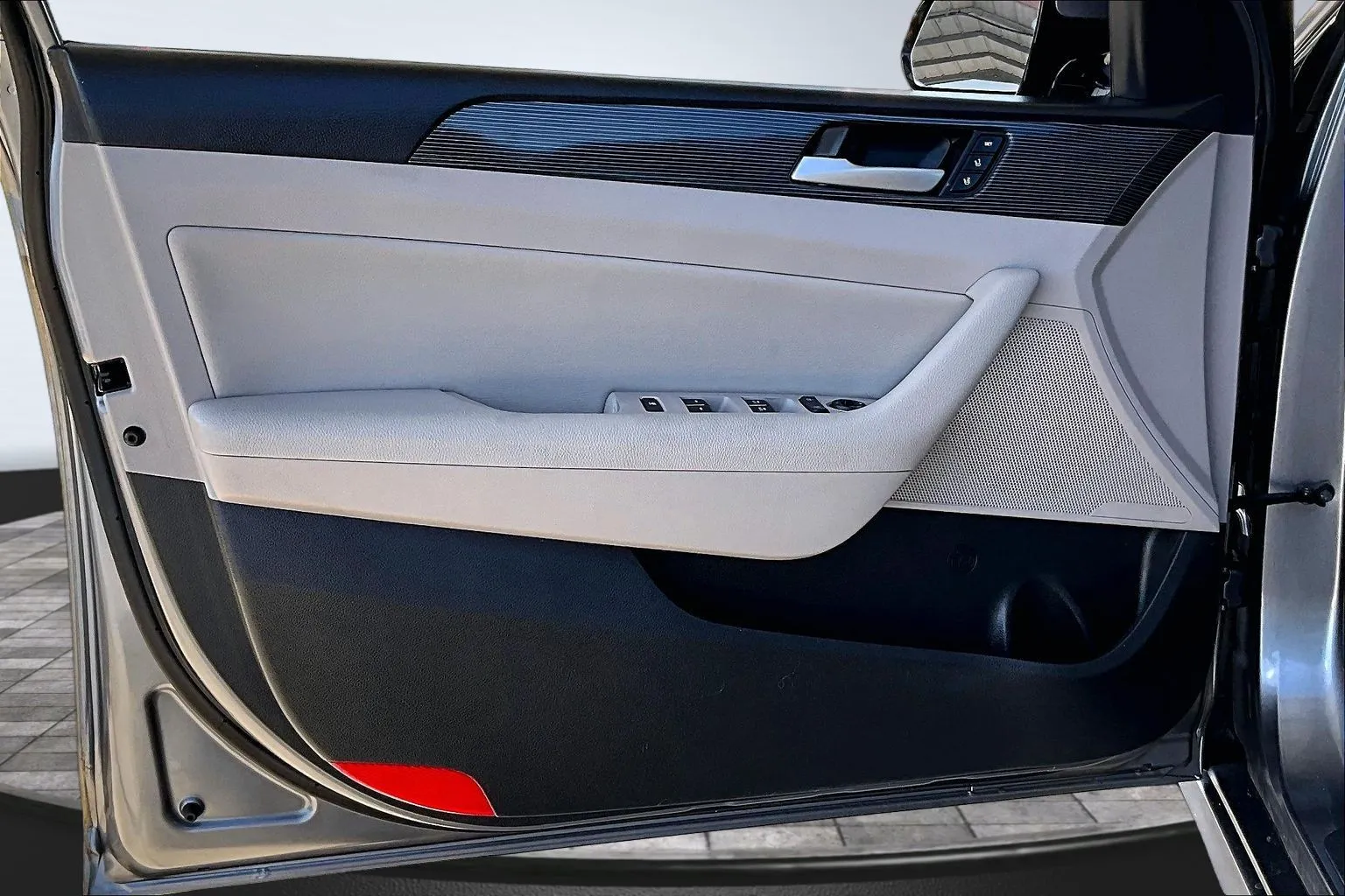 Hyundai Sonata photo 17