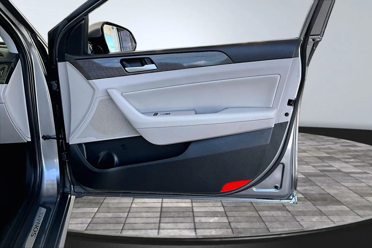 Hyundai Sonata photo 25