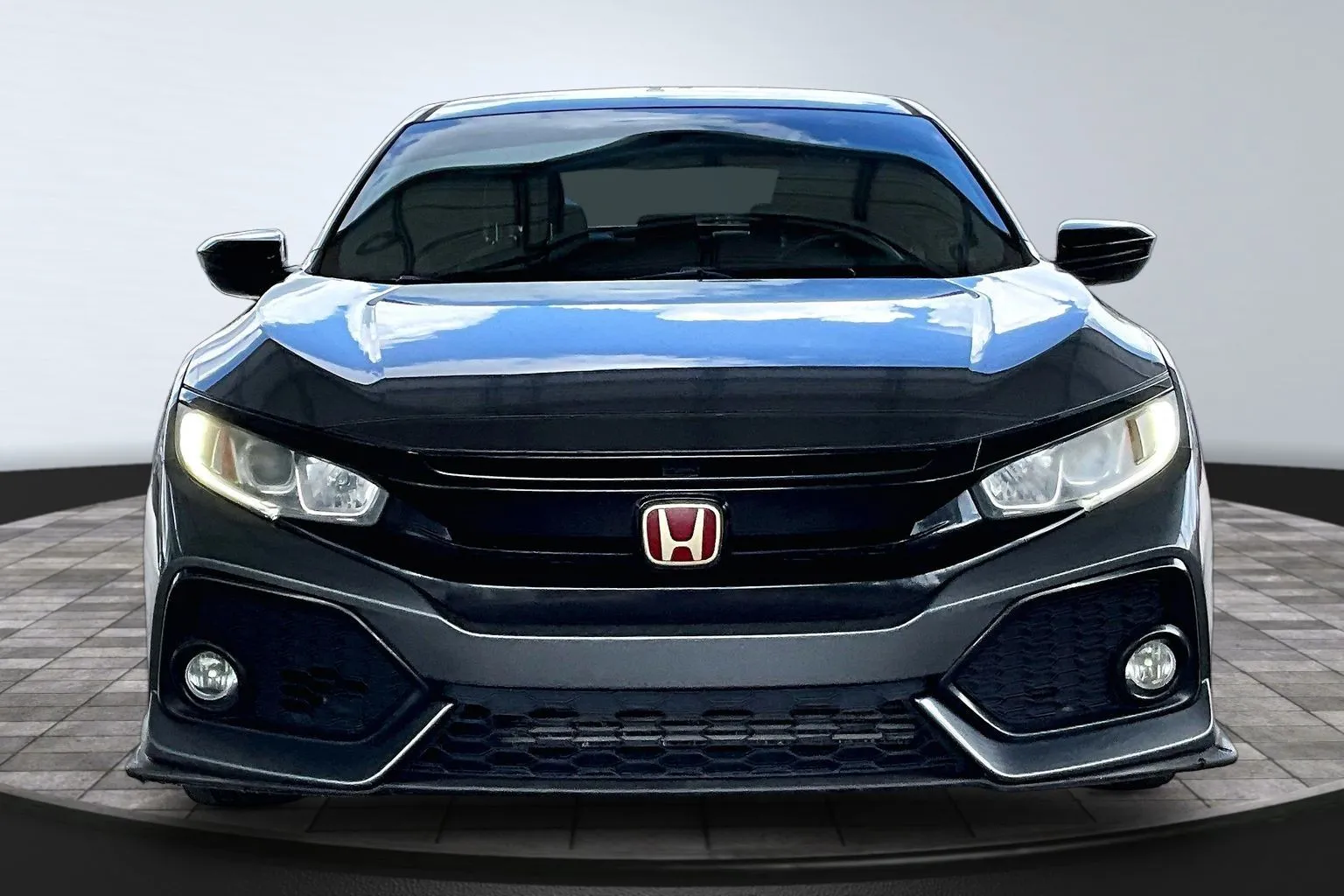 Honda Civic photo 2