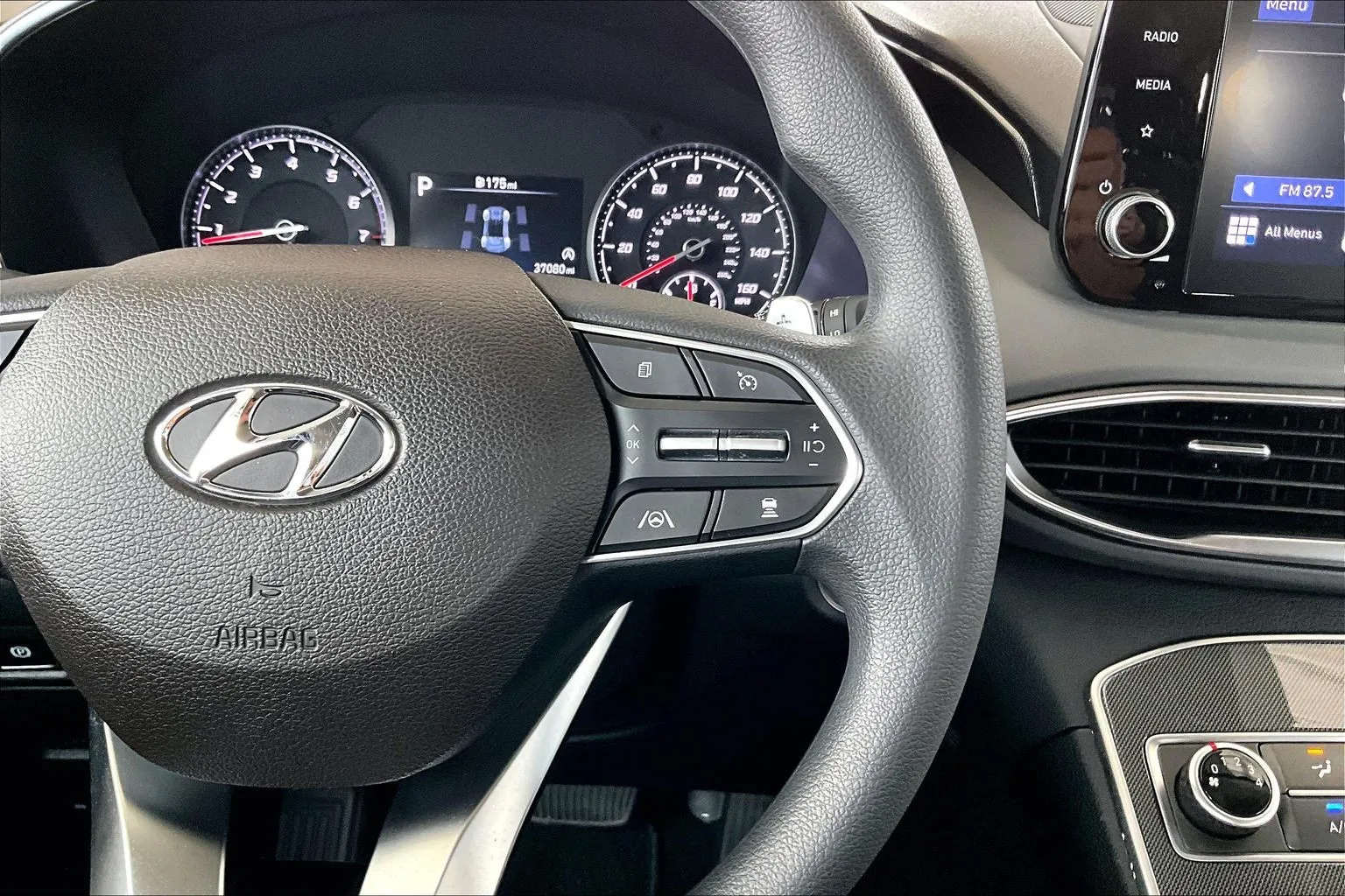 Hyundai Santa Fe photo 11