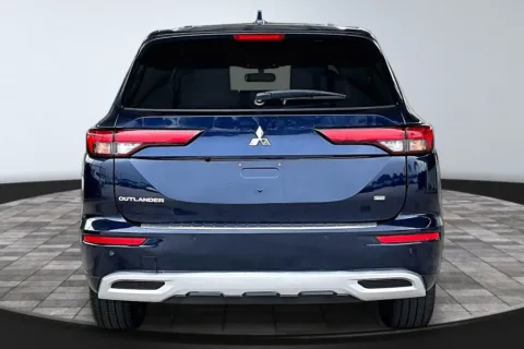 More photos of 2024 Mitsubishi Outlander SE at M&J Auto Sales and Service, FL