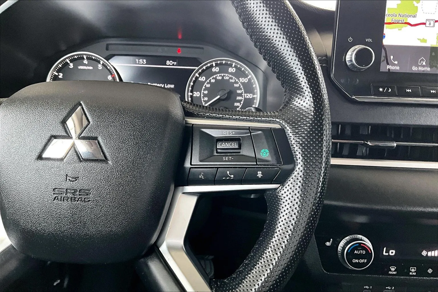 Mitsubishi Outlander photo 11