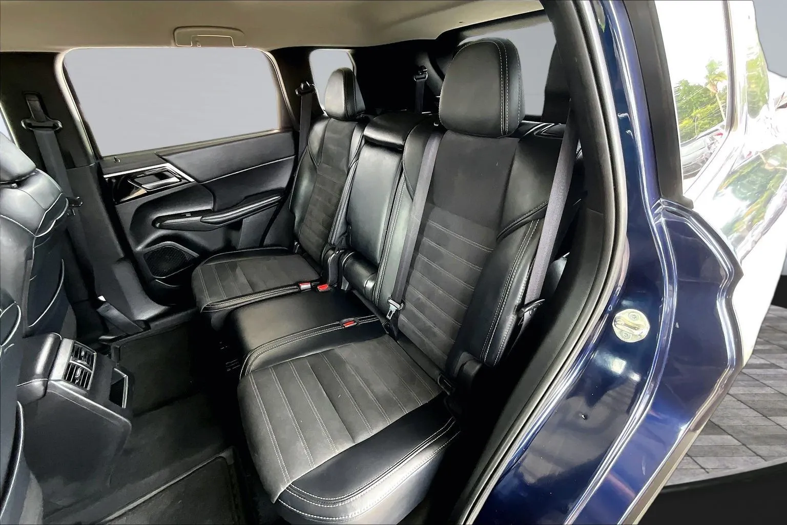 Mitsubishi Outlander photo 19