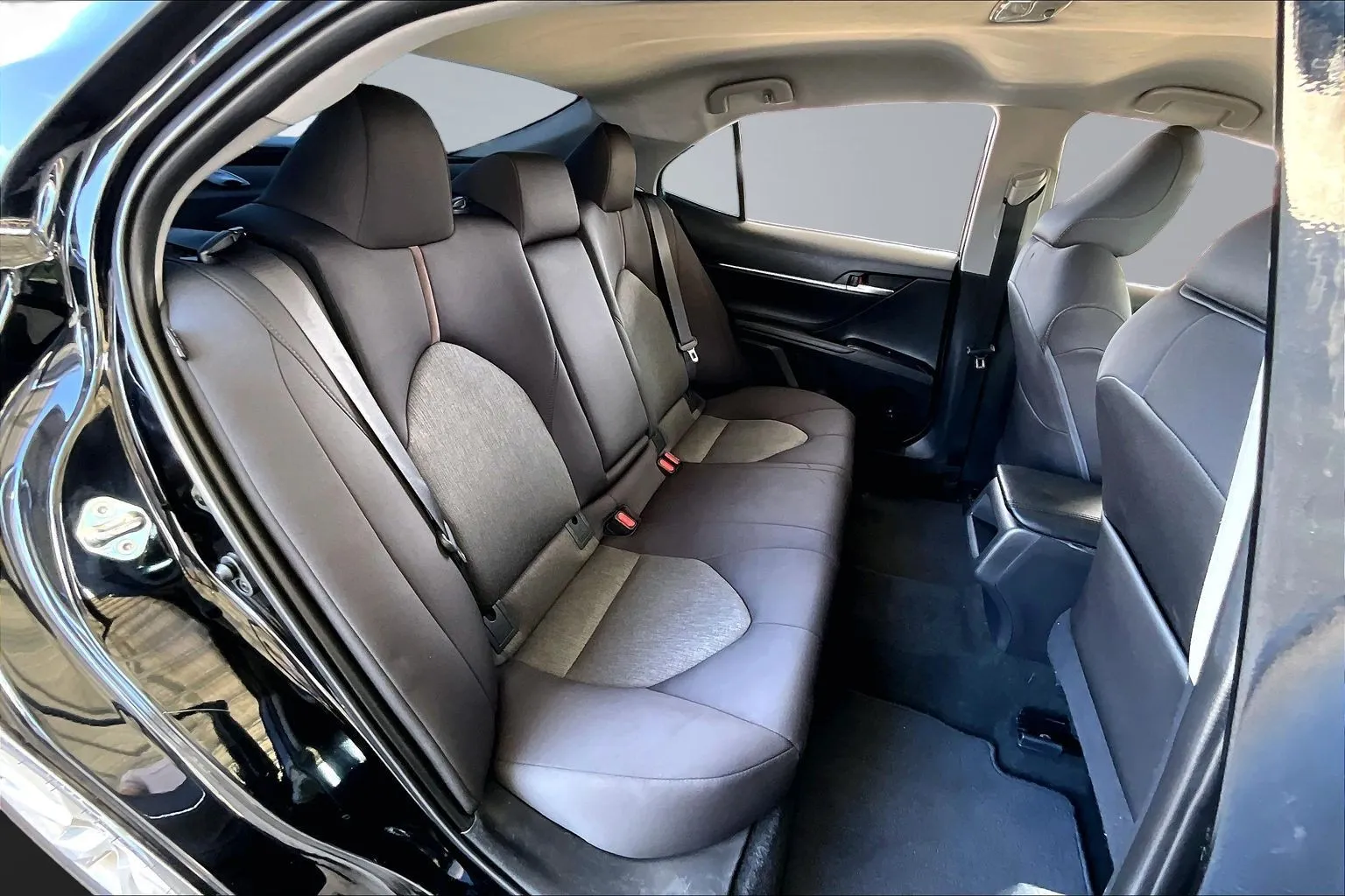 Toyota Camry photo 22