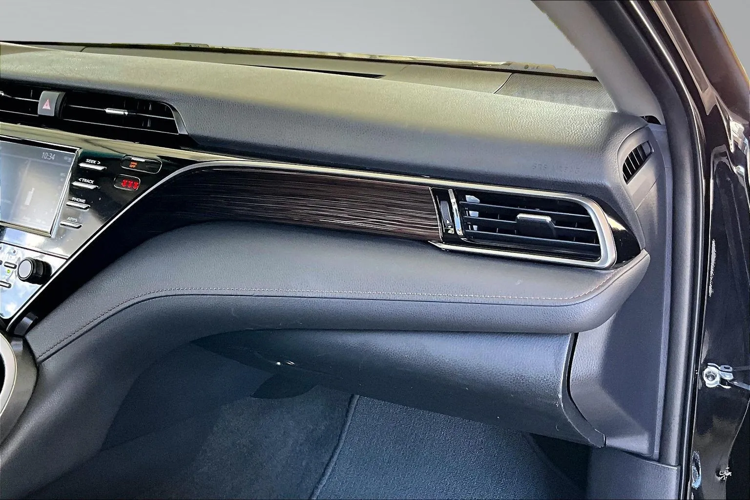 Toyota Camry photo 23