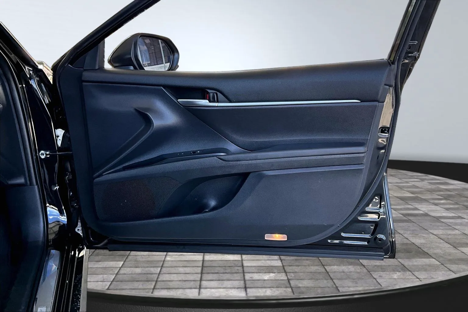 Toyota Camry photo 24