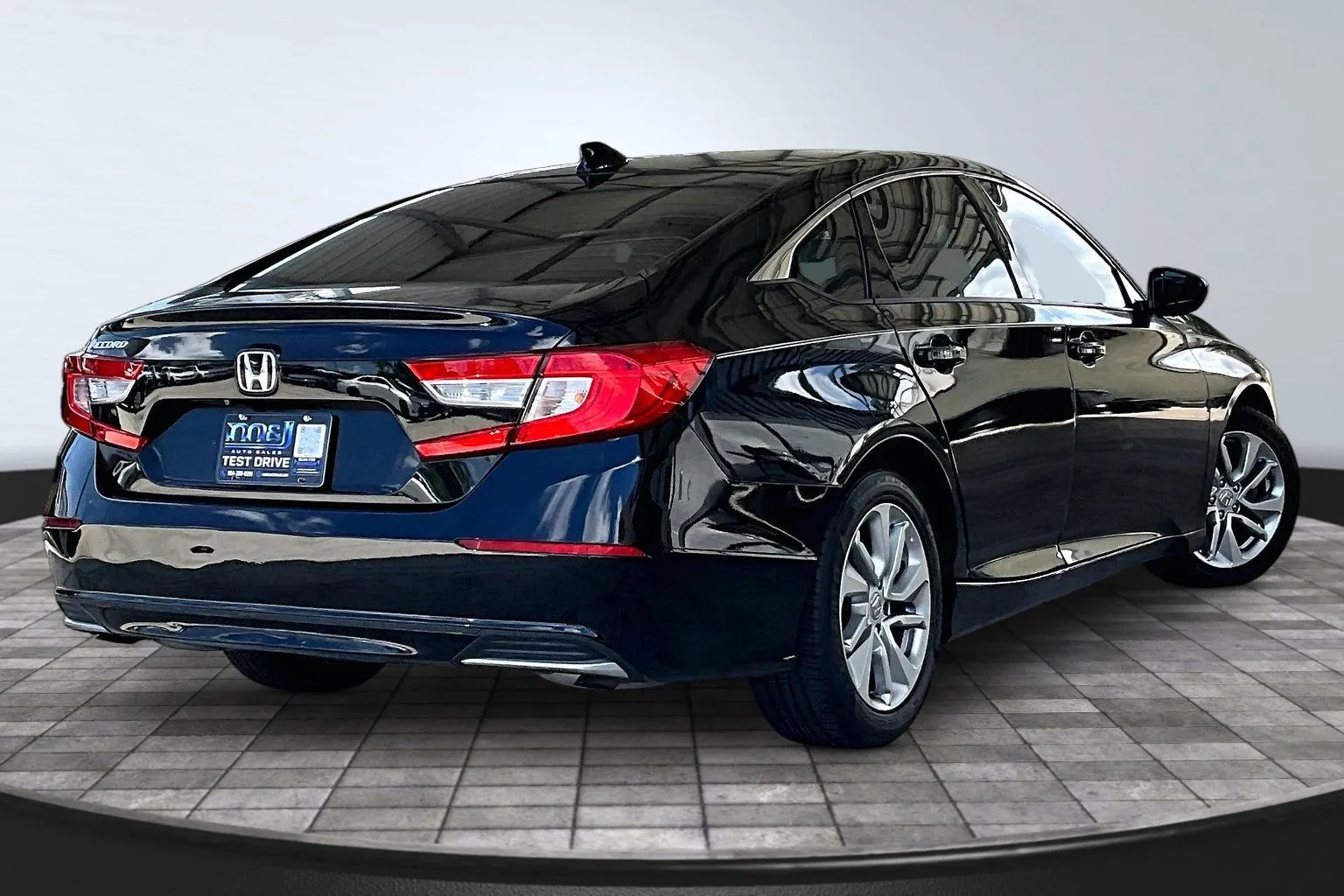 Honda Accord photo 6