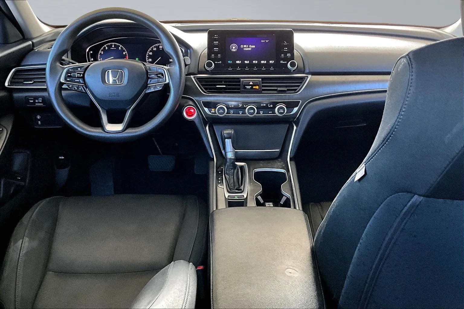 Honda Accord photo 7