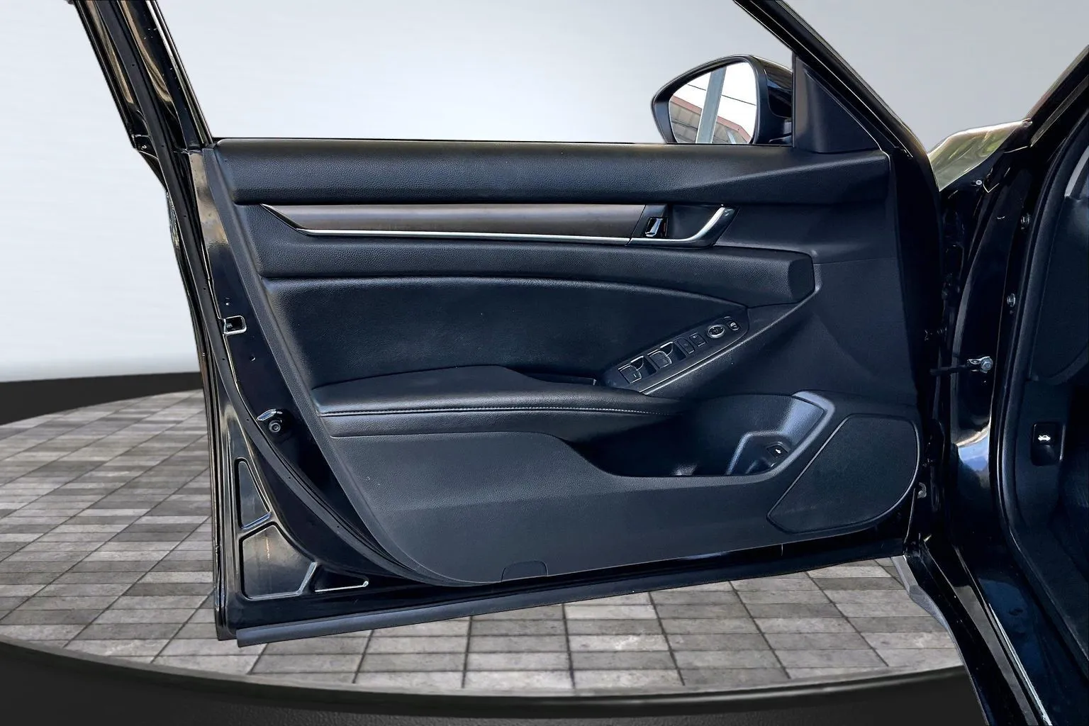 Honda Accord photo 17
