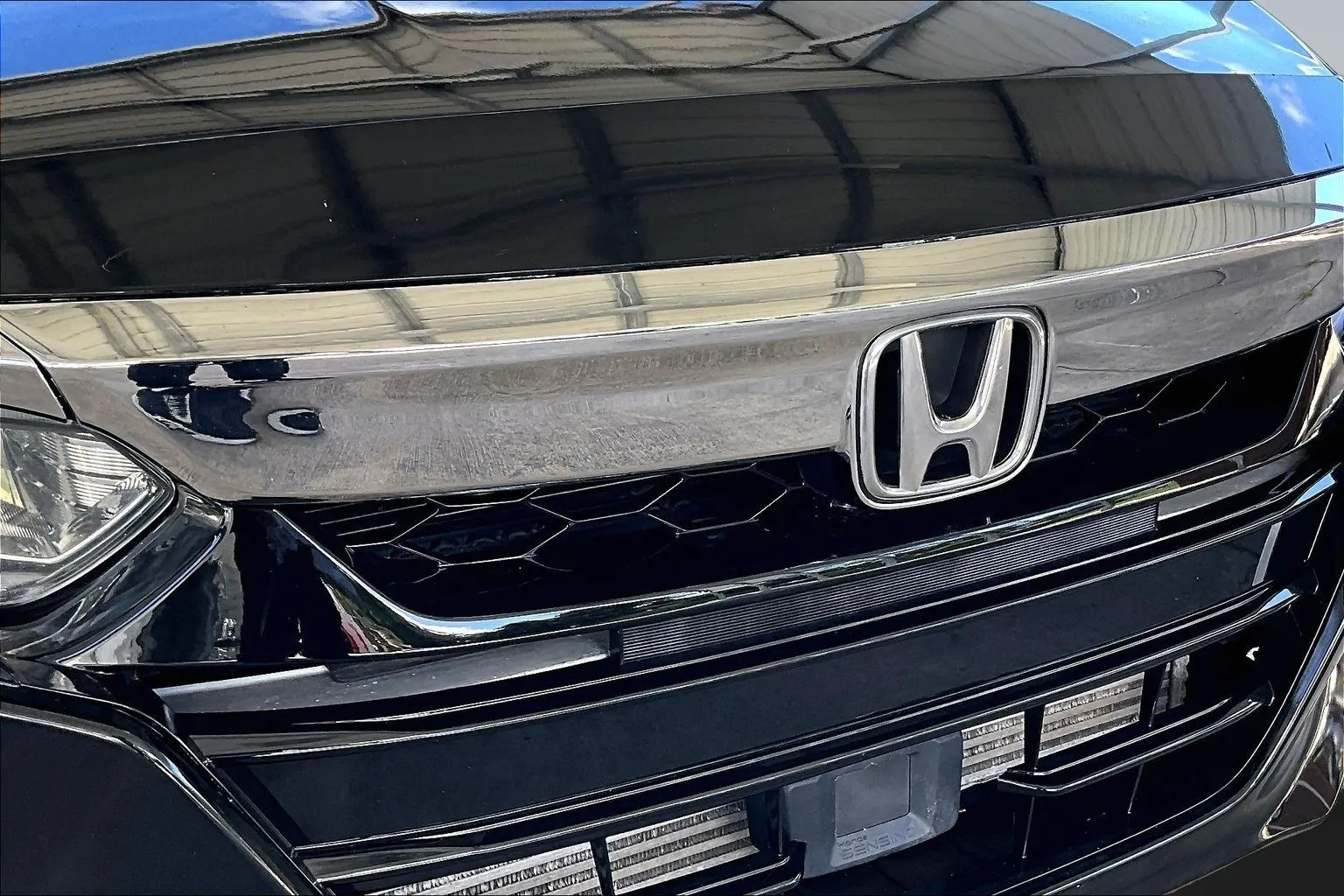 Honda Accord photo 29