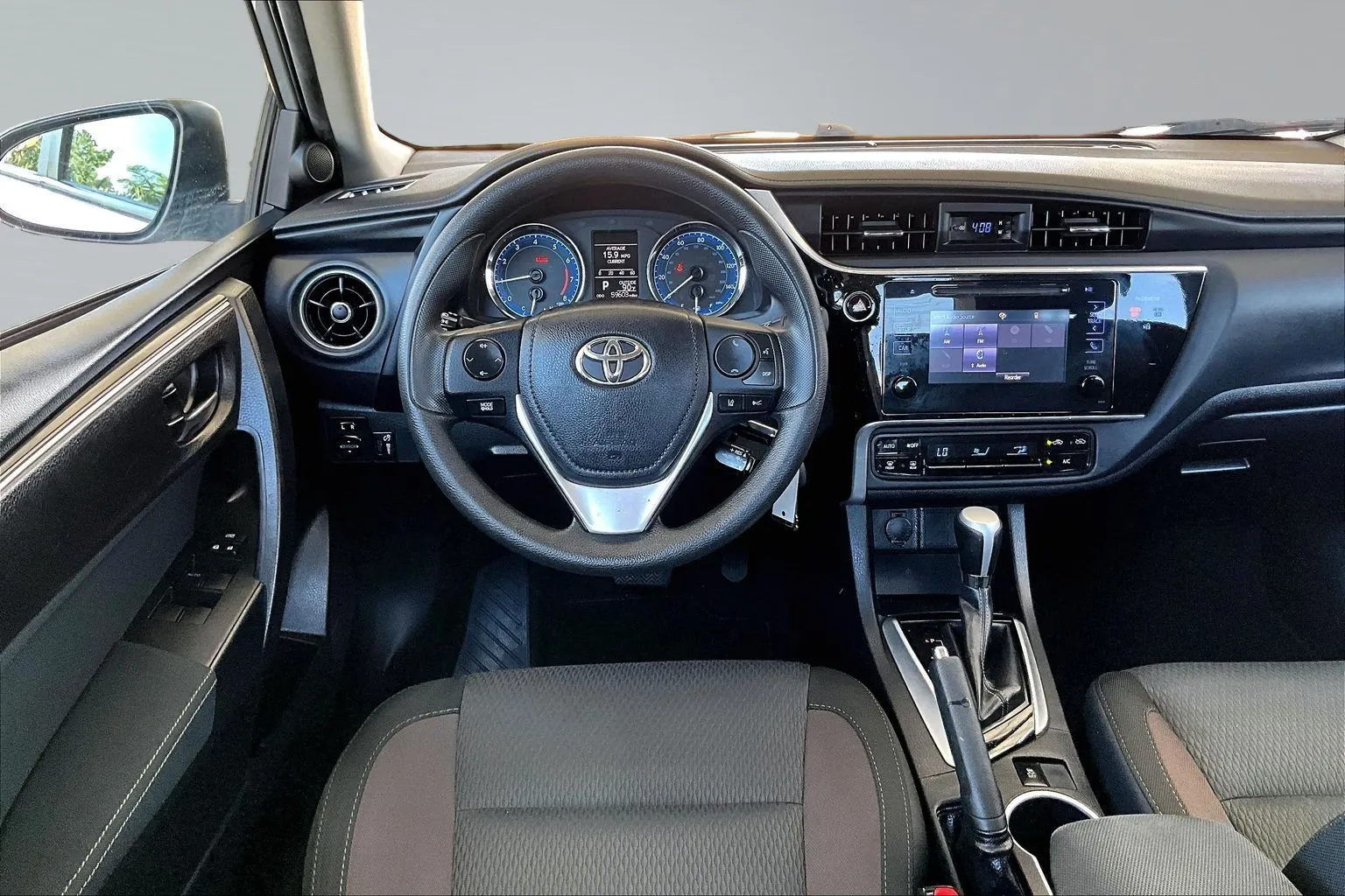 Toyota Corolla photo 8