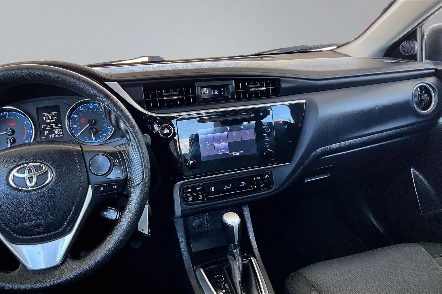 Toyota Corolla photo 9