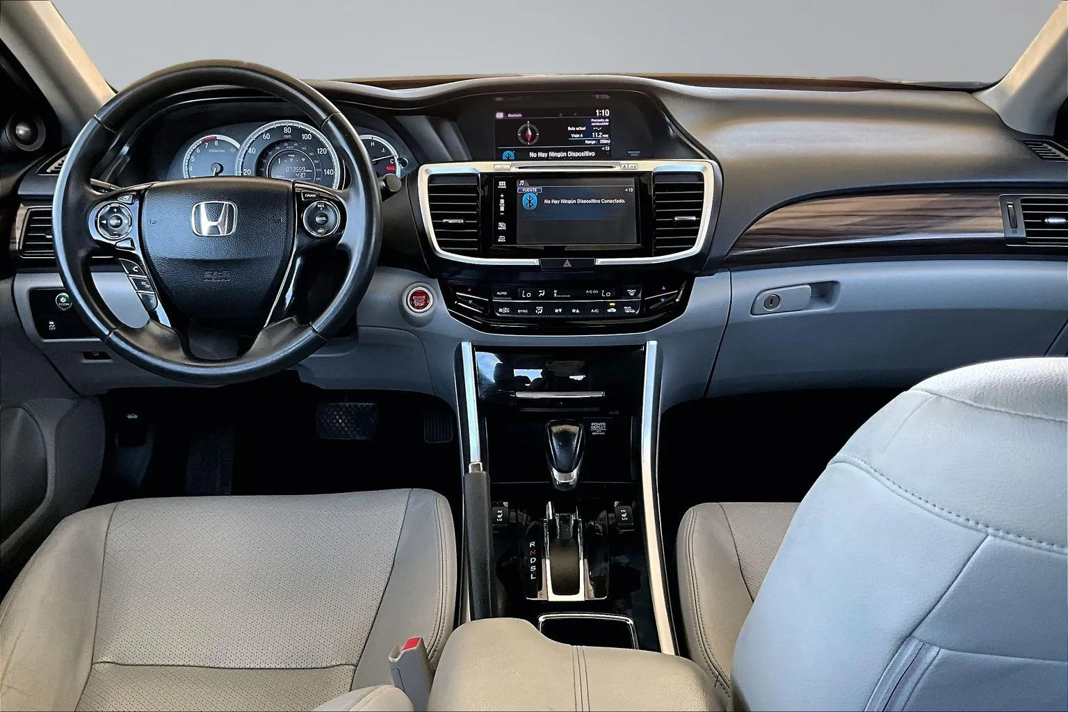 Honda Accord photo 7