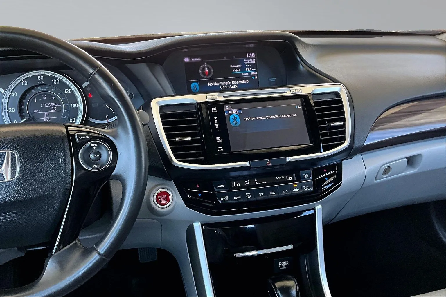 Honda Accord photo 9