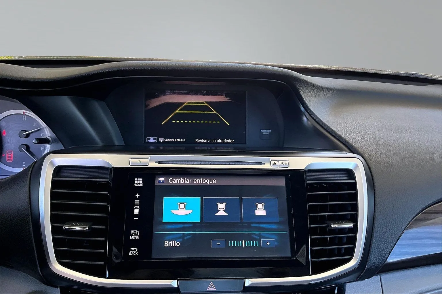 Honda Accord photo 13