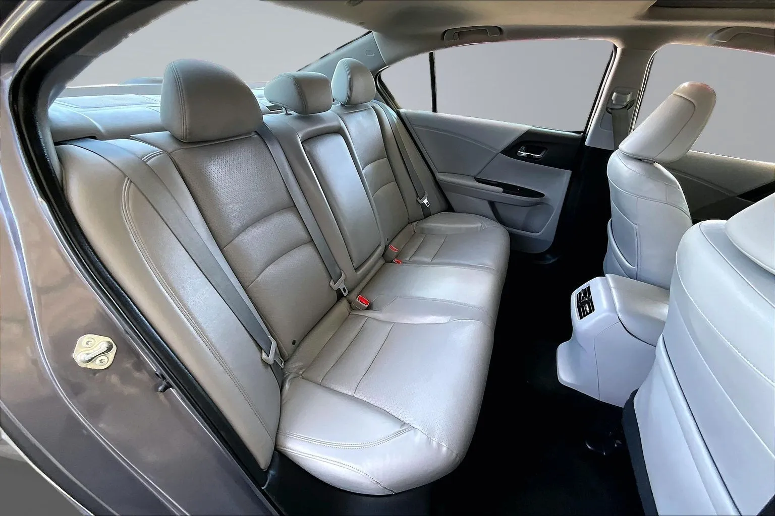 Honda Accord photo 22