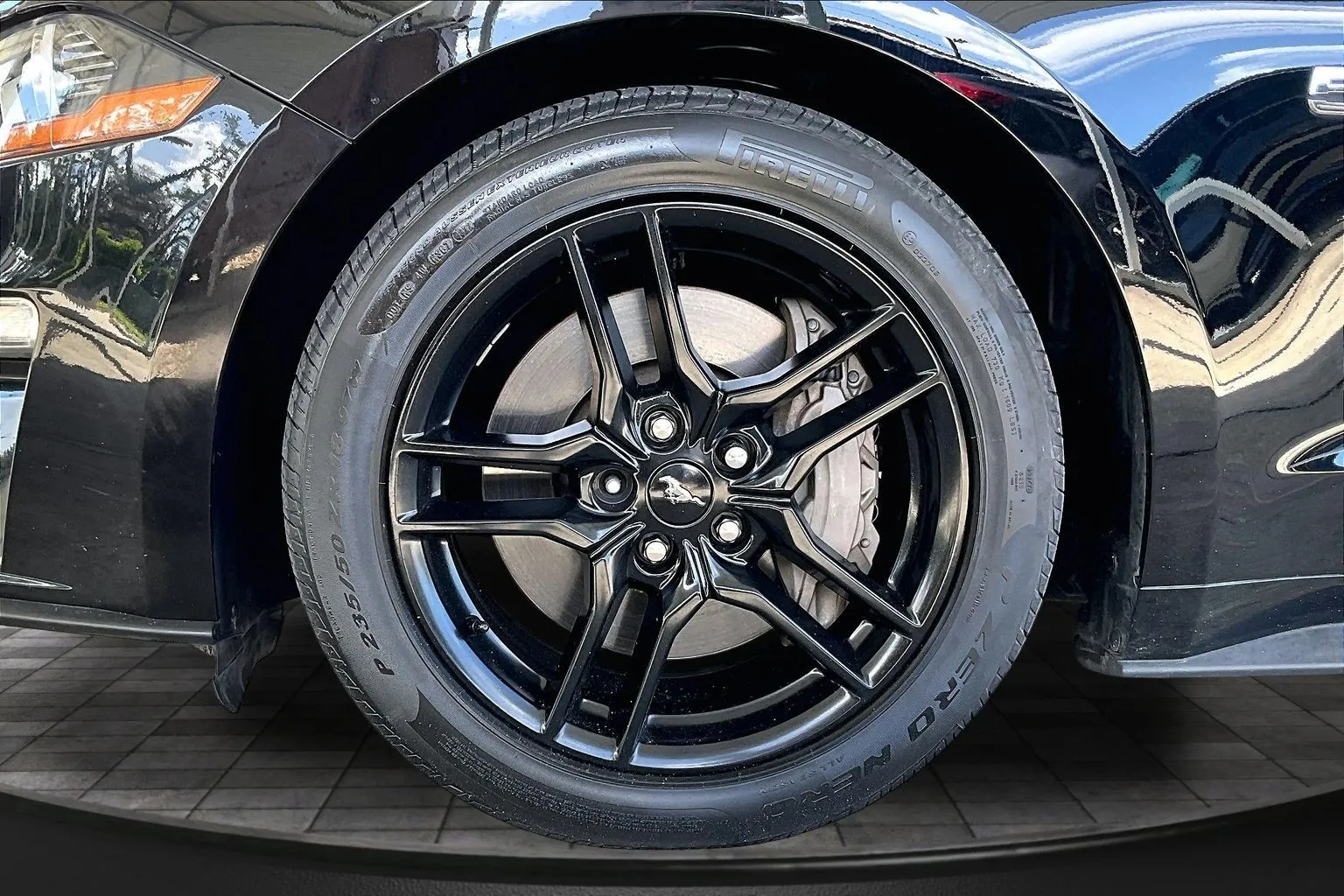 Ford Mustang photo 30