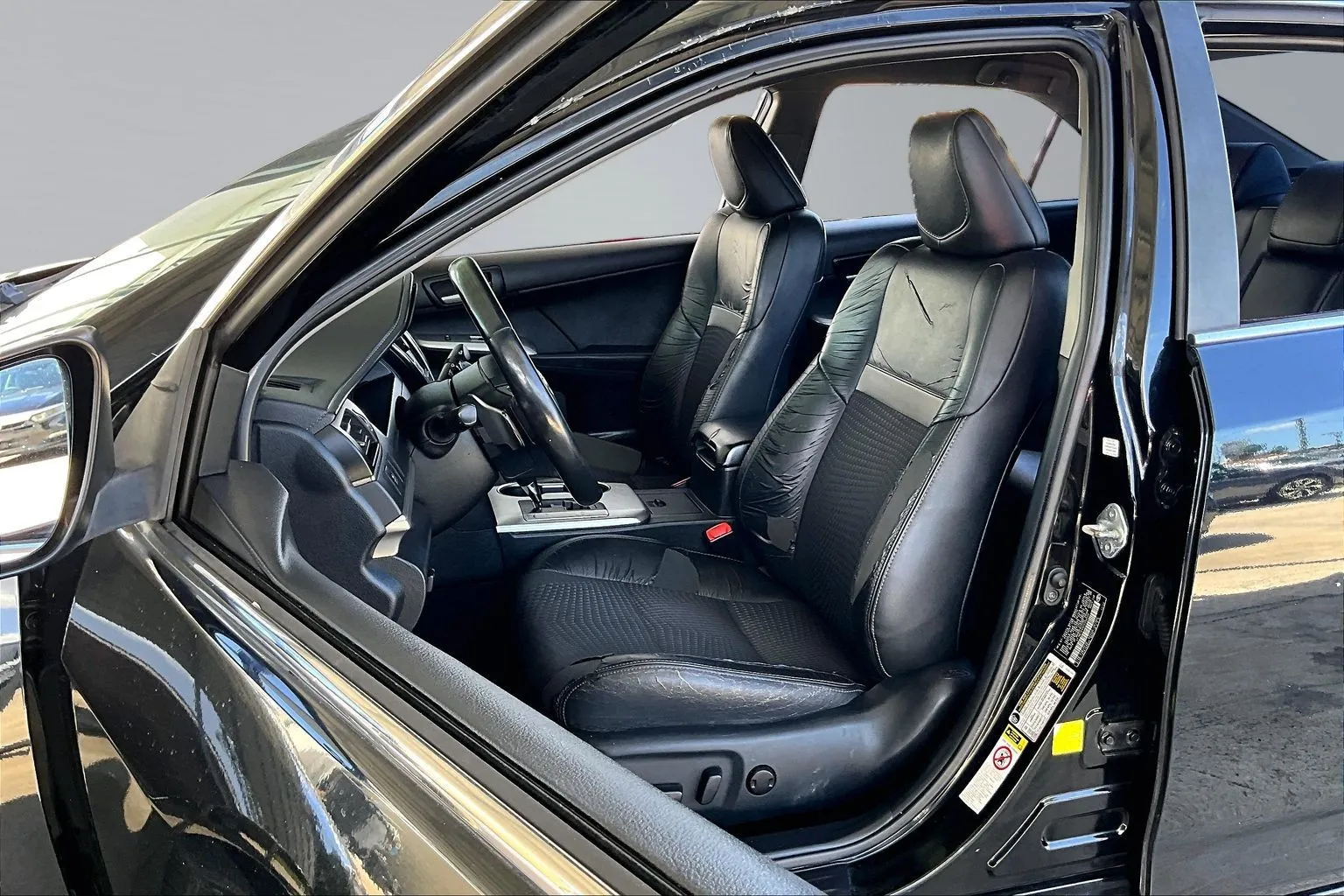 Toyota Camry photo 17