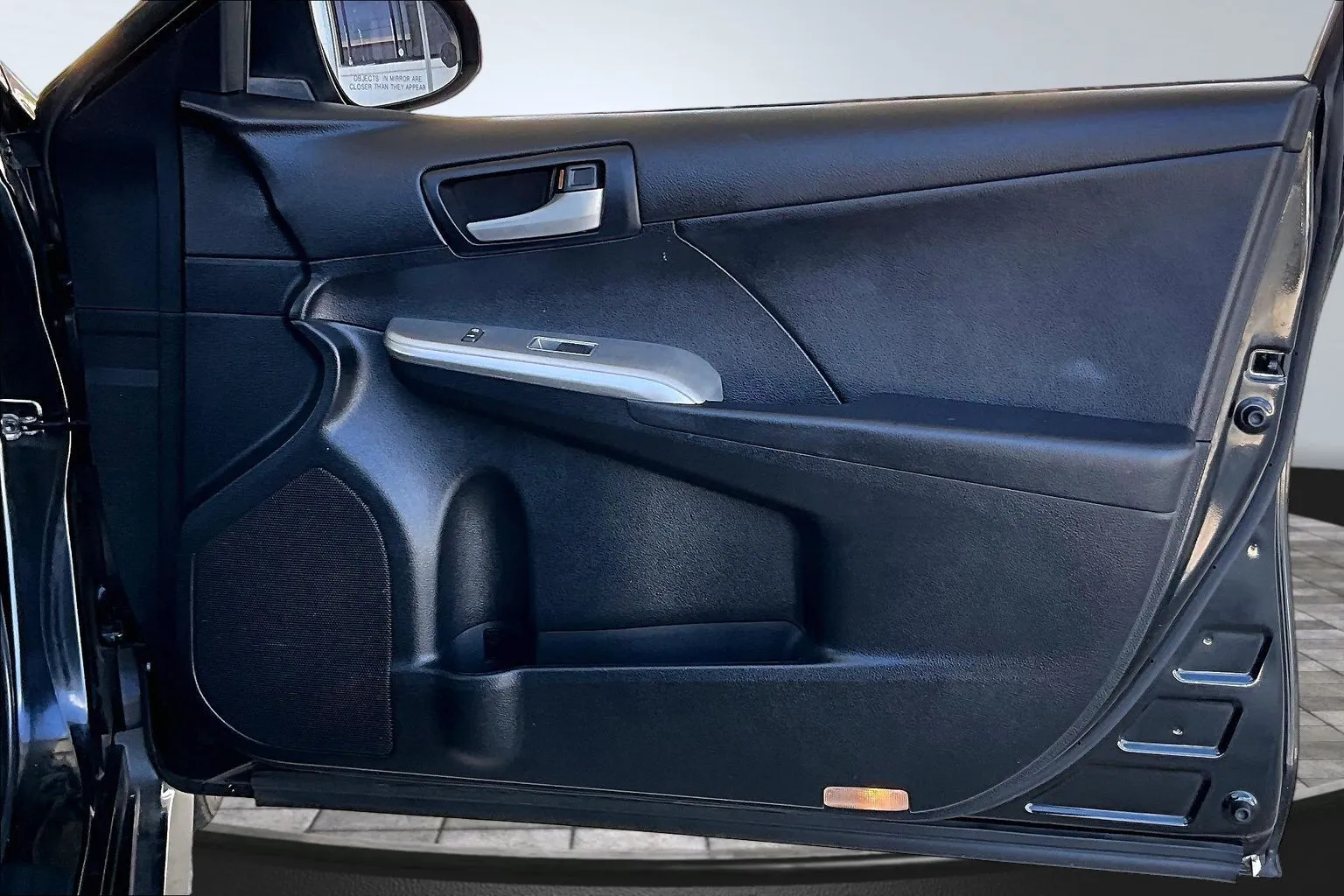 Toyota Camry photo 23