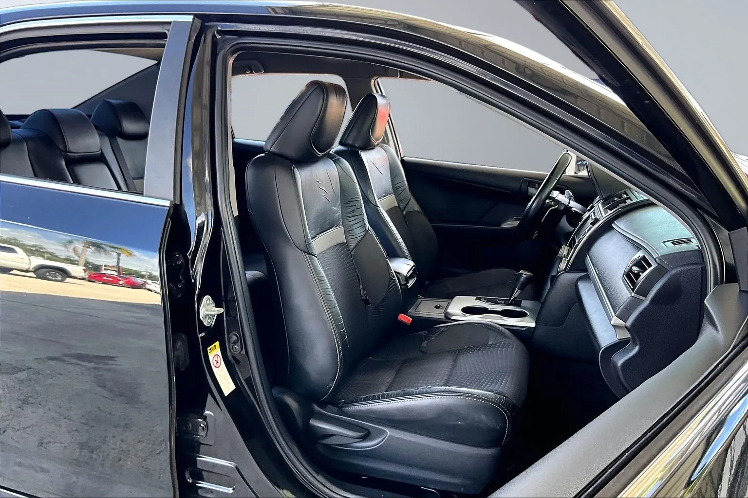 Toyota Camry photo 24