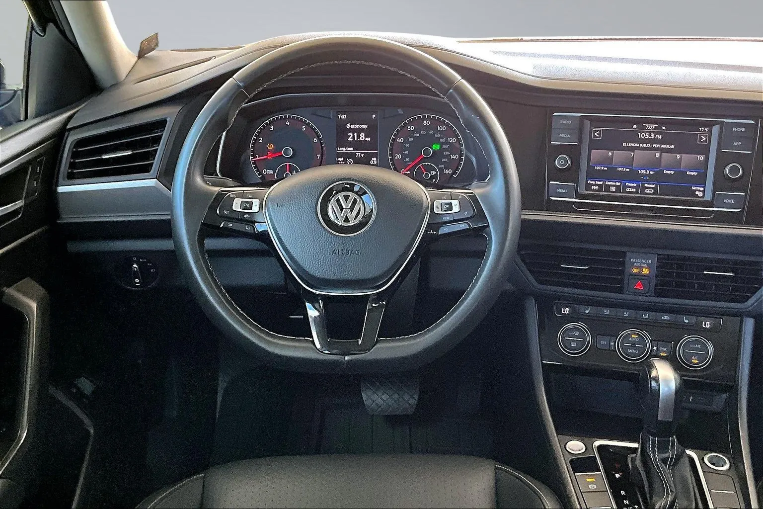 Volkswagen Jetta photo 8