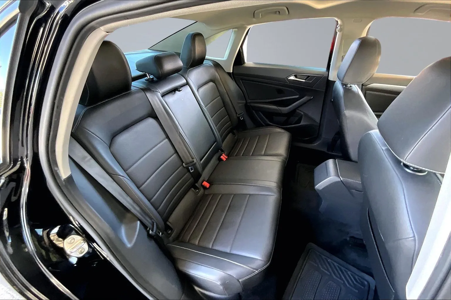 Volkswagen Jetta photo 22