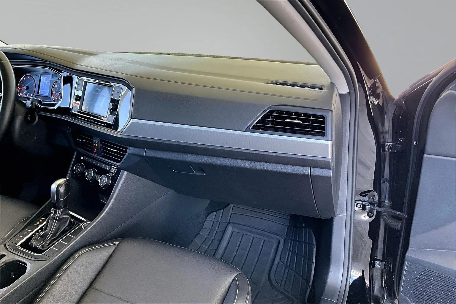 Volkswagen Jetta photo 23