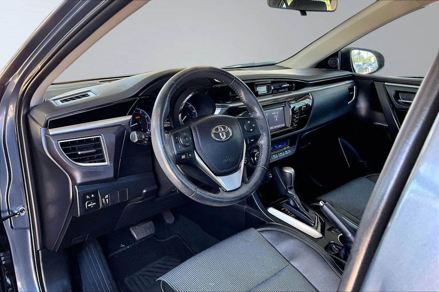 Toyota Corolla photo 14