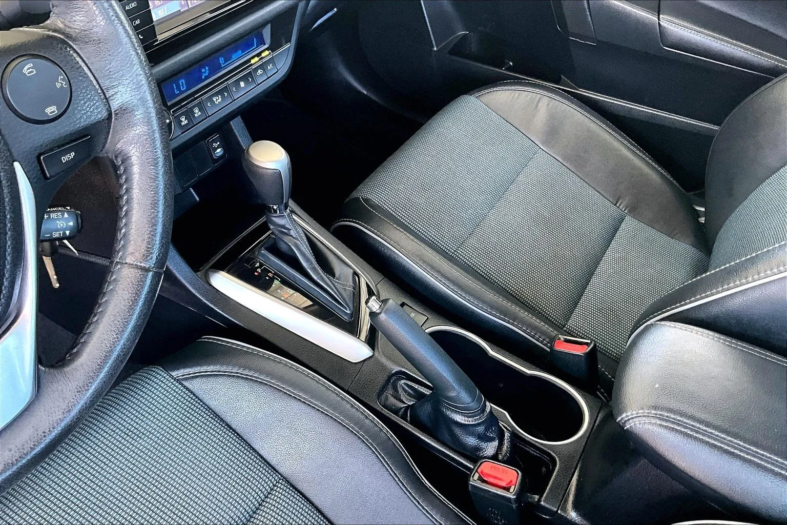 Toyota Corolla photo 15