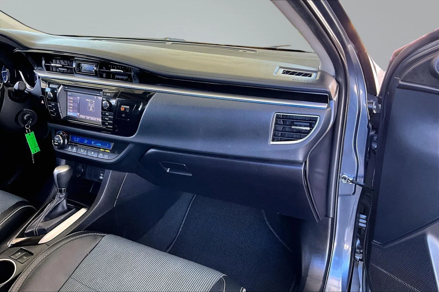 Toyota Corolla photo 23