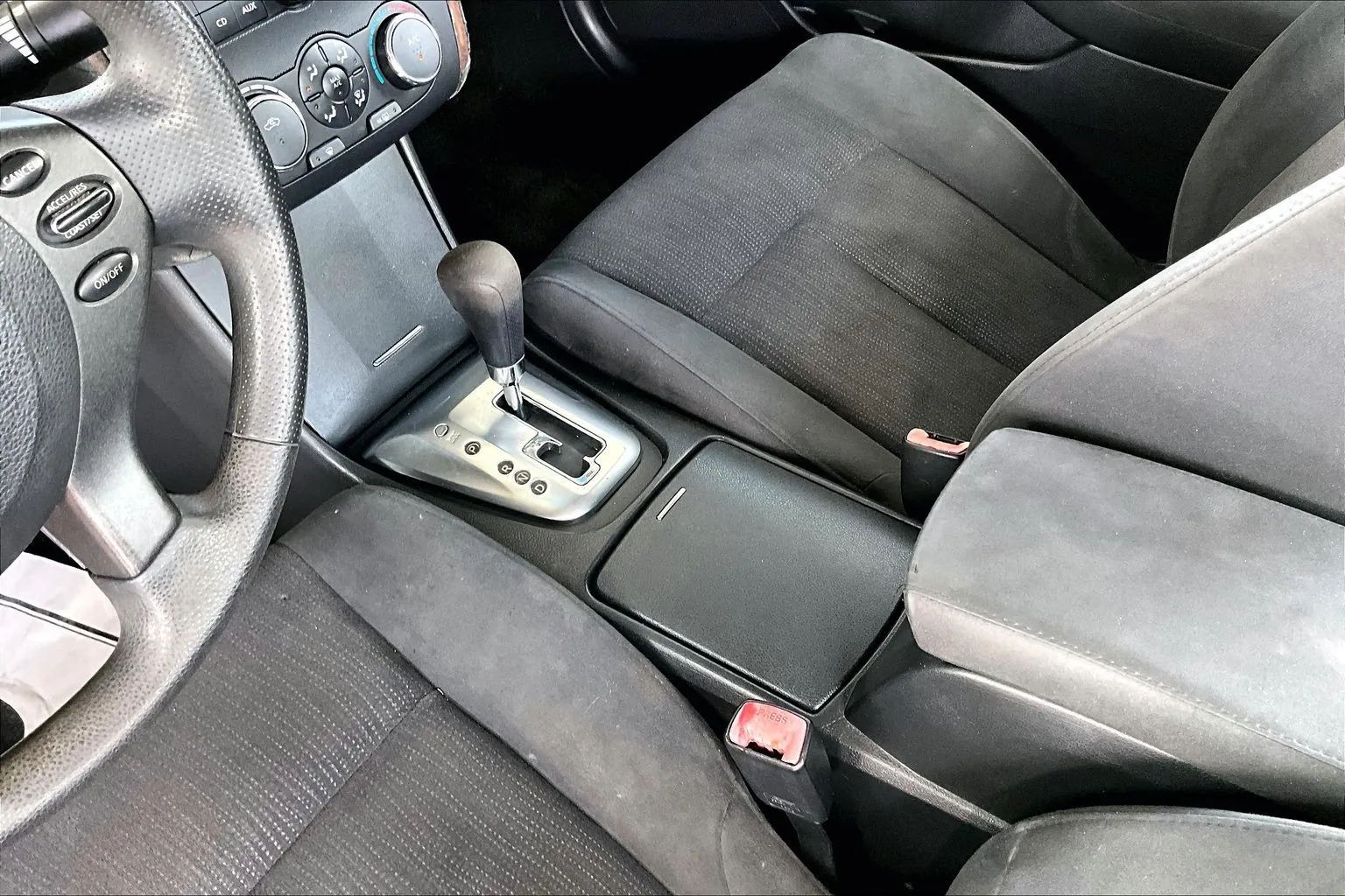 Nissan Altima photo 14
