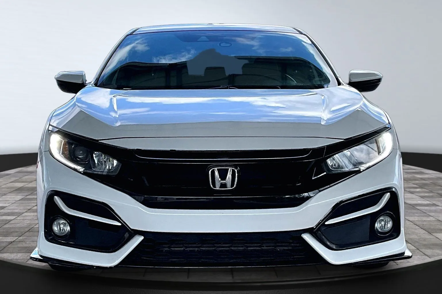 Honda Civic photo 2