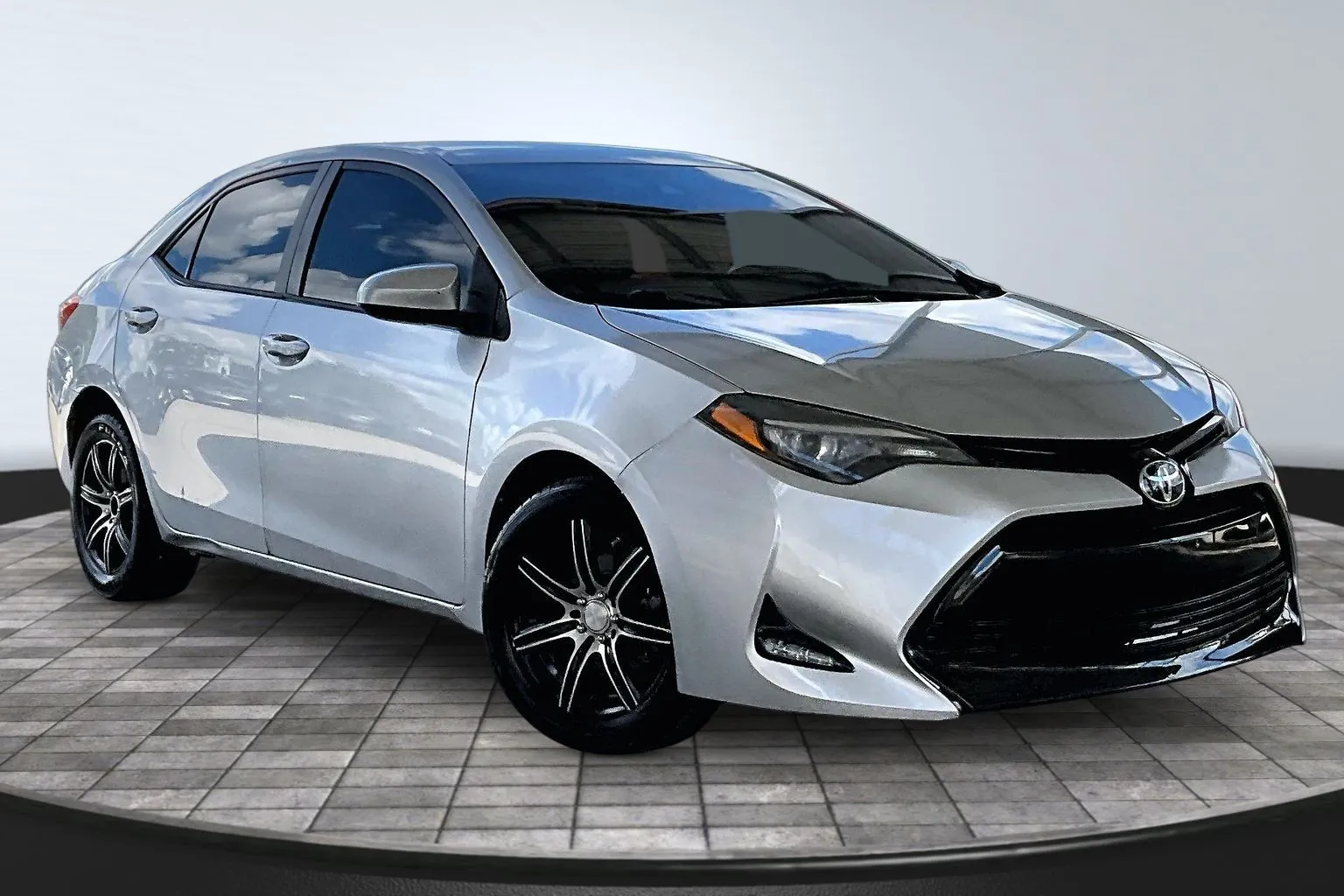Toyota Corolla photo 3