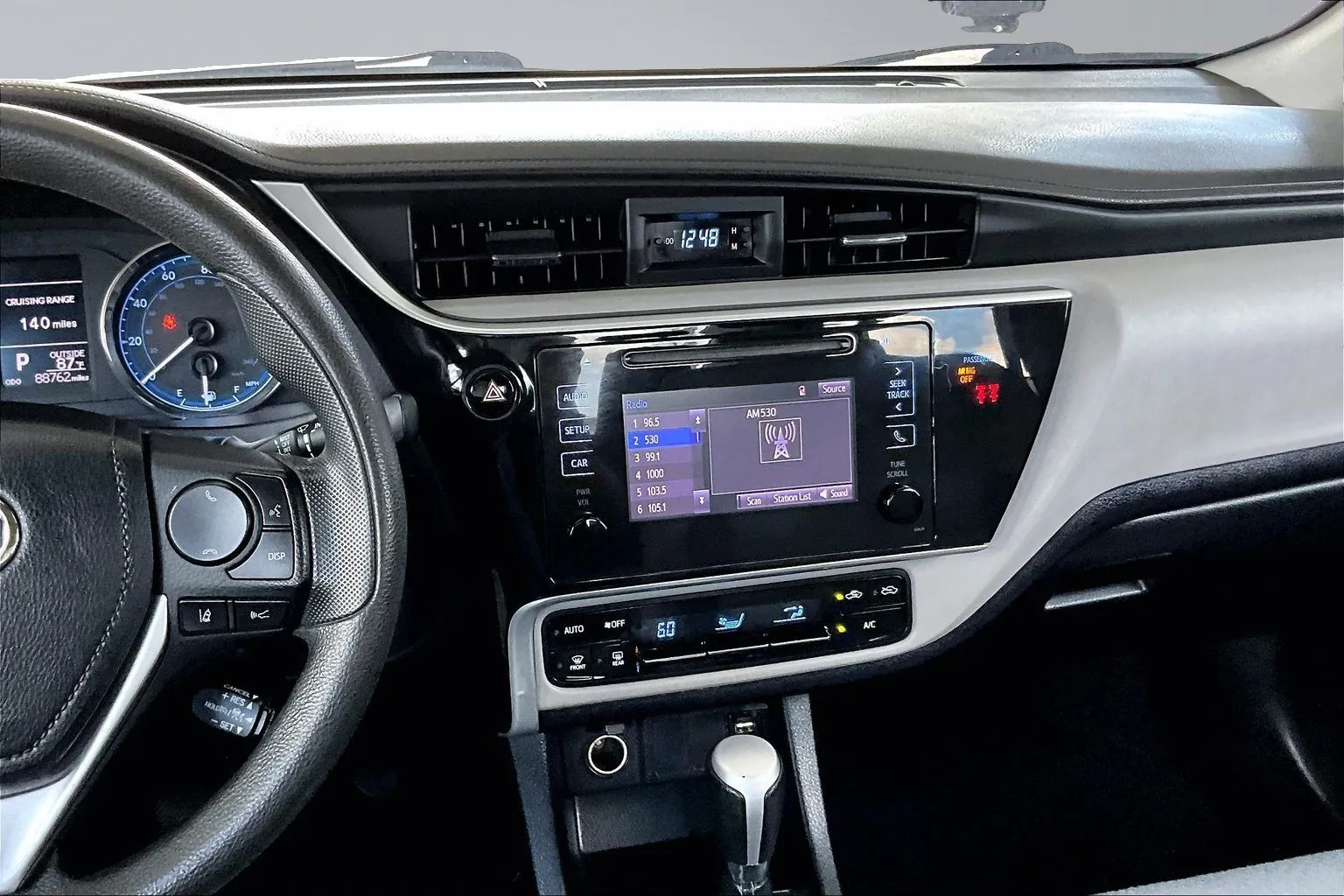 Toyota Corolla photo 9